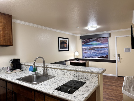 Beachwalker Inn & Suites Cayucos - Amenities