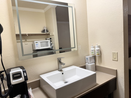 Beachwalker Inn & Suites Cayucos - Amenities