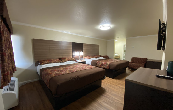 Beachwalker Inn & Suites Cayucos - Two Queen Beds Guest Room